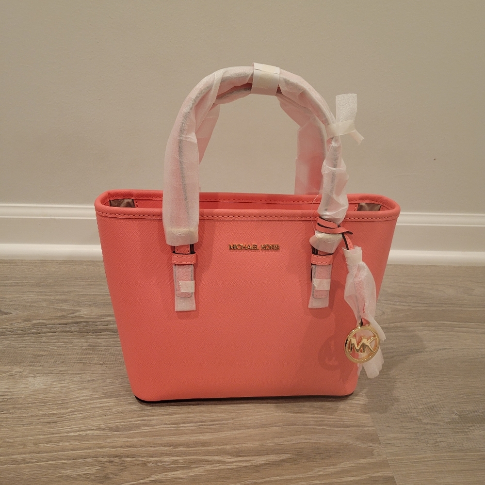 Michael Kors Tote Bag - Picture 8 of 10